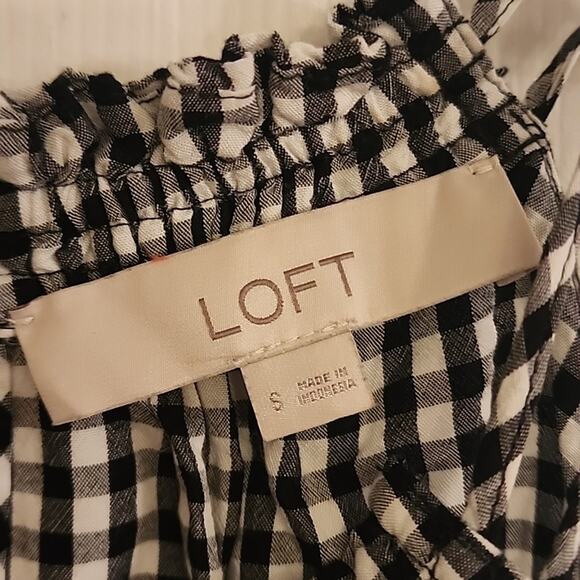 Loft Black/White Checkered Sleeveless Top. Small - Picture 4 of 6